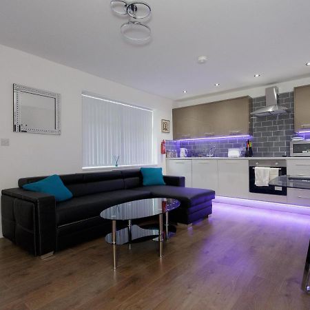 Live In Leeds Greenhill Bungalows Esterno foto