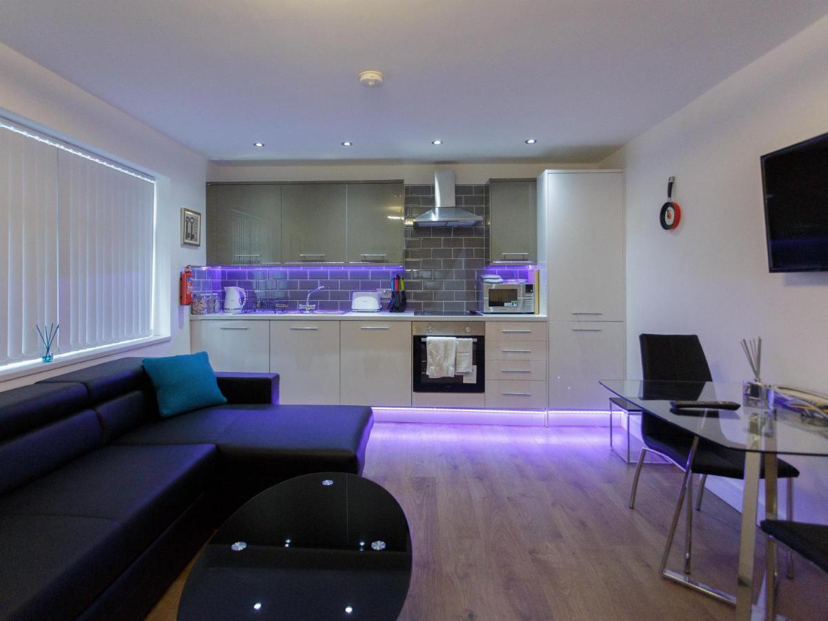 Live In Leeds Greenhill Bungalows Esterno foto