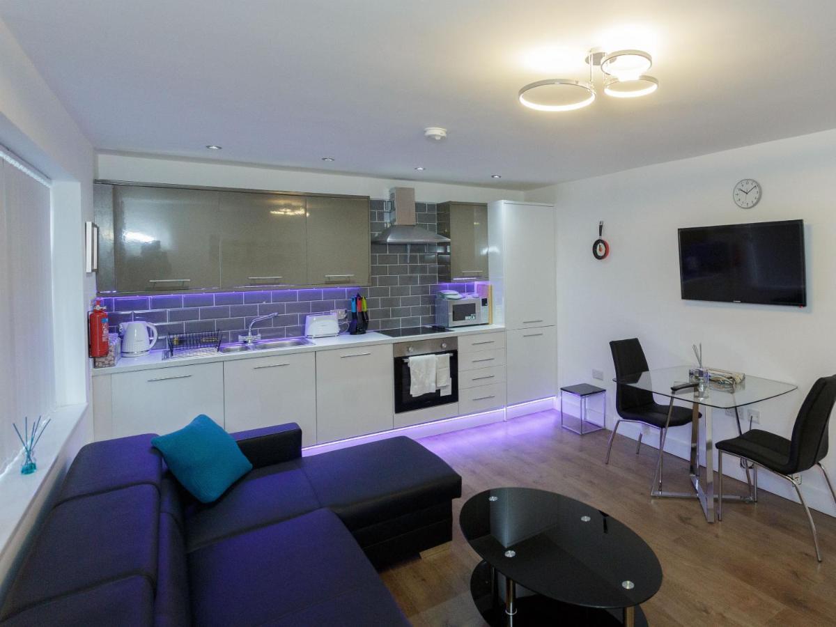 Live In Leeds Greenhill Bungalows Esterno foto